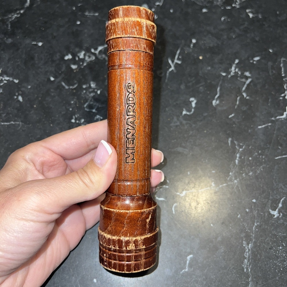 Menards Wood Grain LED Flashlight Model 575-1003/80 Lumens/2 AA Batteries